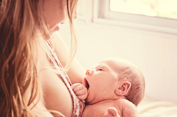 Love at first sight - newborn shoot